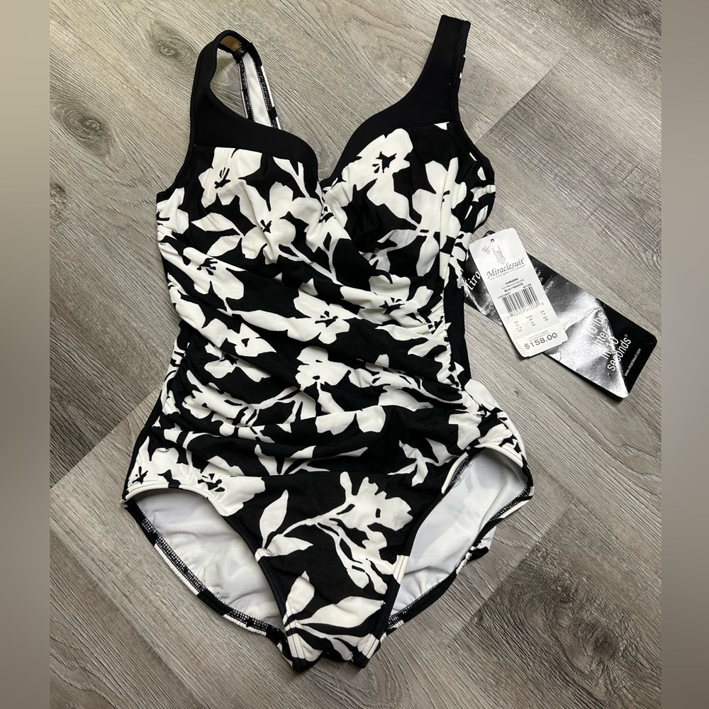 Black and White Floral Women's Swimsuit